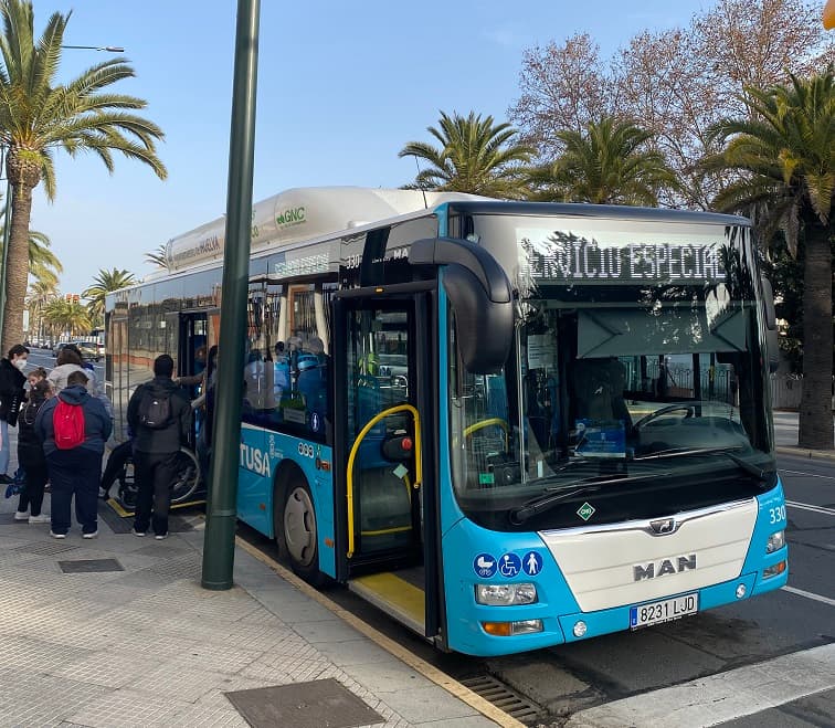 Imagen de «EMTUSA comprometida con las entidades y asociaciones que realizan una gran labor social en nuestra ciudad.»