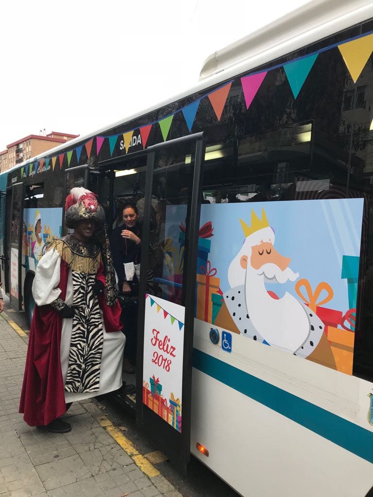 Imagen de «Los Reyes Magos viajan con EMTUSA», 2018 (1)